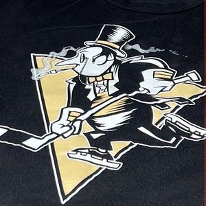 VTG / Pittsburgh Penguin ice hockey T-shirt
